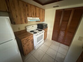 10939 W Gem St, Unit B in Crystal River, FL - Building Photo - Building Photo