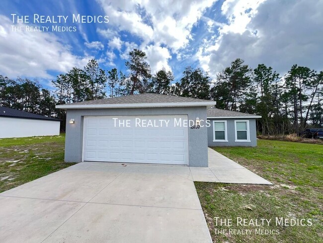 15137 SW 61st Ct in Ocala, FL - Foto de edificio - Building Photo