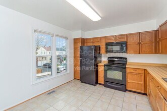 29 S Floyd St in Alexandria, VA - Building Photo - Building Photo