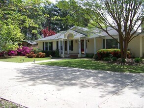 6829 Towbridge Rd in Fayetteville, NC - Building Photo - Building Photo