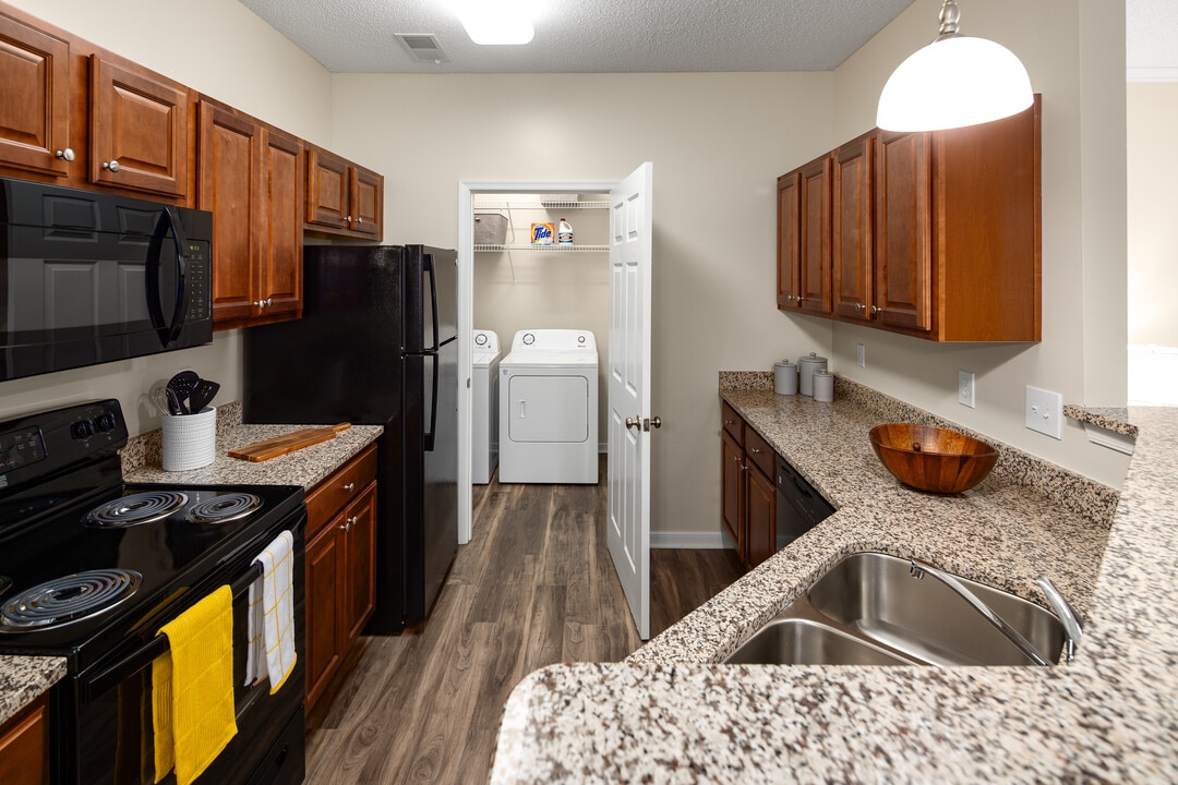 Abberly Twin Hickory in Glen Allen, VA - Building Photo