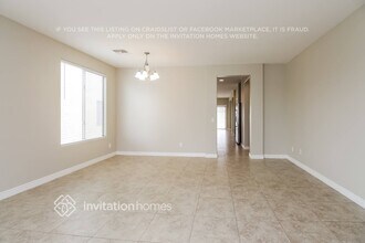 1015 W Desert Valley Dr in San Tan Valley, AZ - Building Photo - Building Photo