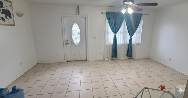 1769 Keenland Cir in West Palm Beach, FL - Building Photo - Building Photo