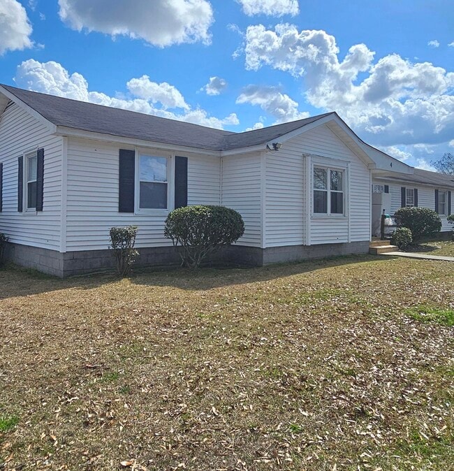 811 17th Ave in Conway, SC - Building Photo - Building Photo