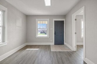 1610 Division St in Klamath Falls, OR - Building Photo - Building Photo