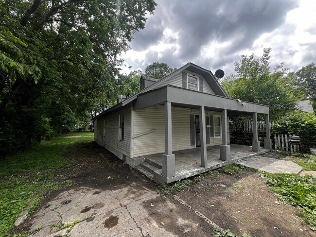 3311 Guernsey Ave in Memphis, TN - Building Photo - Building Photo