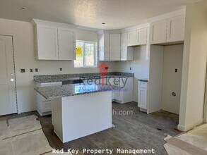 288 E 600 N in Tooele, UT - Building Photo - Building Photo