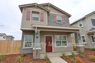 4272 Aura Way in Rancho Cordova, CA - Building Photo