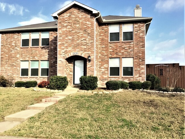 3030 Dusty Ridge Dr
