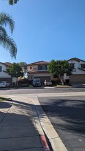 9408 Questa Pointe in San Diego, CA - Building Photo - Building Photo