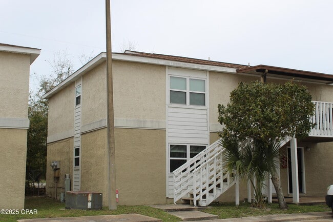 property at 3914 E 11th St