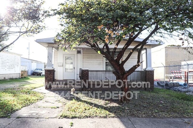 2114 N 5th Ave in Evansville, IN - Building Photo - Building Photo