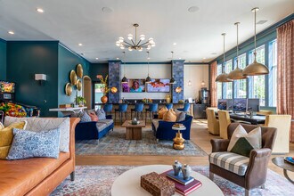 Sheldon Park in Columbus, OH - Building Photo - Interior Photo