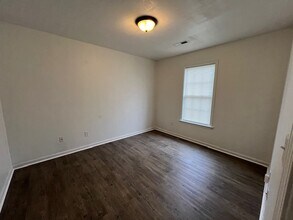 434 Fernway Dr in Burlington, NC - Building Photo - Building Photo