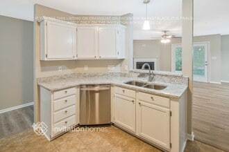 5037 Silabert Ave in Charlotte, NC - Building Photo - Building Photo