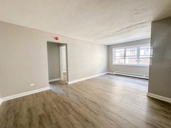 4300 N Keystone Ave in Chicago, IL - Building Photo - Building Photo