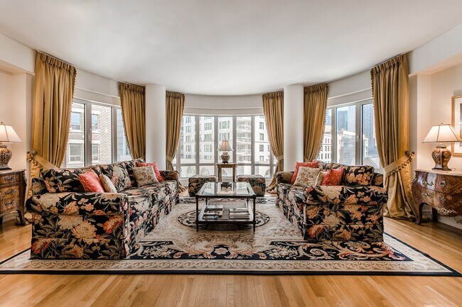 2000 Drummond St in Montréal, QC - Building Photo - Building Photo