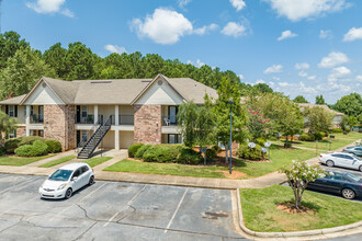 Greystone Manor in Mcdonough, GA - Foto de edificio - Building Photo