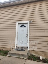 1748 N 27th St in Lincoln, NE - Building Photo - Building Photo
