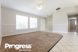 2525 Mather Ln in North Port, FL - Building Photo - Building Photo