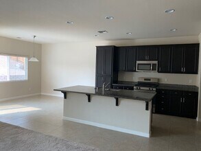 17945 Sunset Peak Ct in Reno, NV - Building Photo - Building Photo