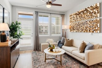 Mera Chandler 55+ Active Adult in Chandler, AZ - Foto de edificio - Building Photo