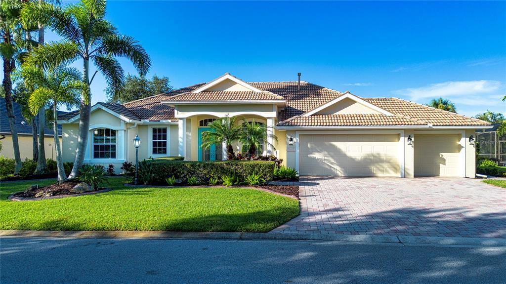 7808 Crest Hammock Way in Sarasota, FL - Building Photo