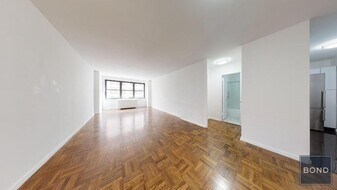 96 5th Ave in New York, NY - Building Photo