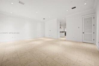 530 Valencia Ave in Coral Gables, FL - Building Photo - Building Photo