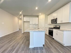 3720 Canyon Dr in Farmersville, TX - Foto de edificio - Building Photo