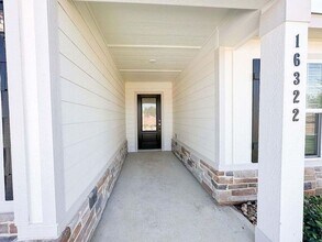 16322 Sweet Grv Dr in Conroe, TX - Building Photo - Building Photo