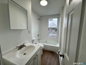 81 Springdale Ave in Meriden, CT - Building Photo - Building Photo