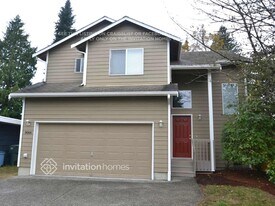 8006 Upper Ridge Rd in Everett, WA - Building Photo