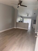 1125 E Rohe St in Tarpon Springs, FL - Building Photo - Building Photo