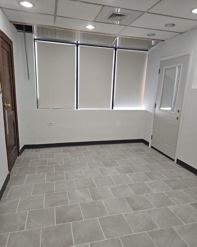 property at 6217 N Milwaukee Ave