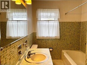 155 Ann St in Kitchener, ON - Building Photo - Building Photo