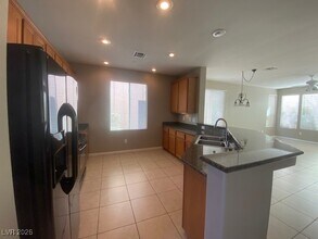 5267 Progresso St in Las Vegas, NV - Building Photo - Building Photo