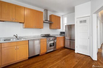 206 Vicksburg St in San Francisco, CA - Building Photo - Building Photo