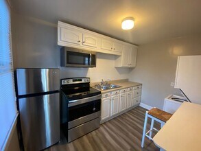 2354 Forbes St in Jacksonville, FL - Foto de edificio - Building Photo