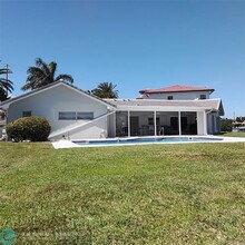 4400 NE 24th Terrace in Lighthouse Point, FL - Building Photo - Building Photo