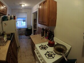 1615 Commonwealth Ave in Boston, MA - Building Photo - Building Photo