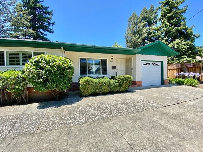 511 Montgomery St in Napa, CA - Building Photo - Building Photo