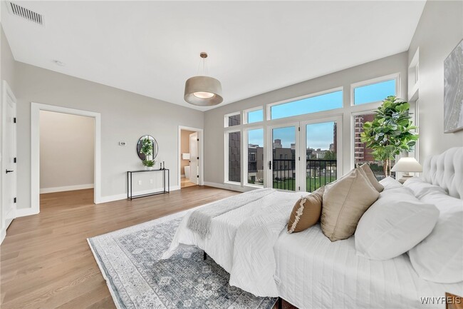 property at 272 Lakefront Blvd