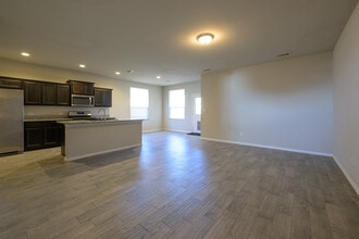 6900 Brite Rd in Odessa, TX - Building Photo - Building Photo