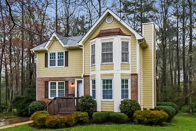 property at 2466 Zachary Woods Dr NW