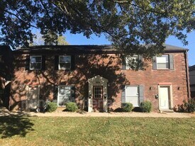 1805 Jamestown Rd in Swansea, IL - Building Photo