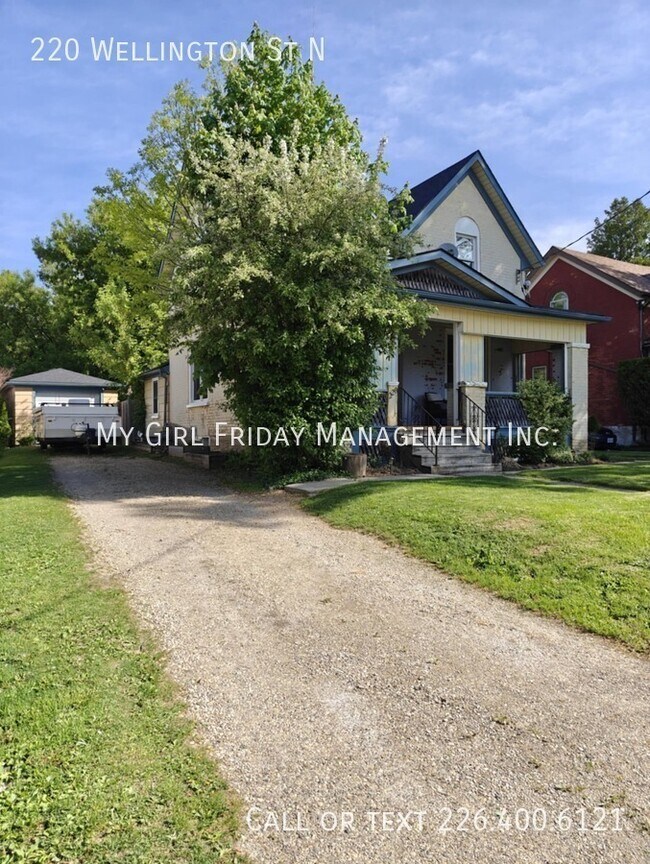220 Wellington St N in Kitchener, ON - Building Photo - Building Photo