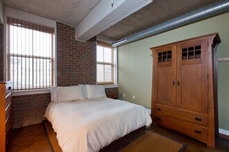 916 G St NW, Unit 804 in Washington, DC - Foto de edificio - Building Photo