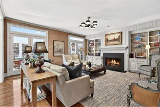 3642 Mayfair Rd NE in Atlanta, GA - Building Photo - Building Photo