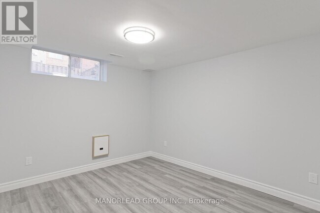 17 Raithby Cres in Ajax, ON - Building Photo - Building Photo